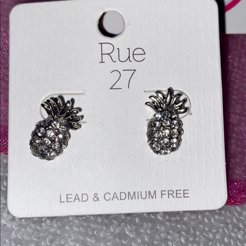 Pineapple earrings